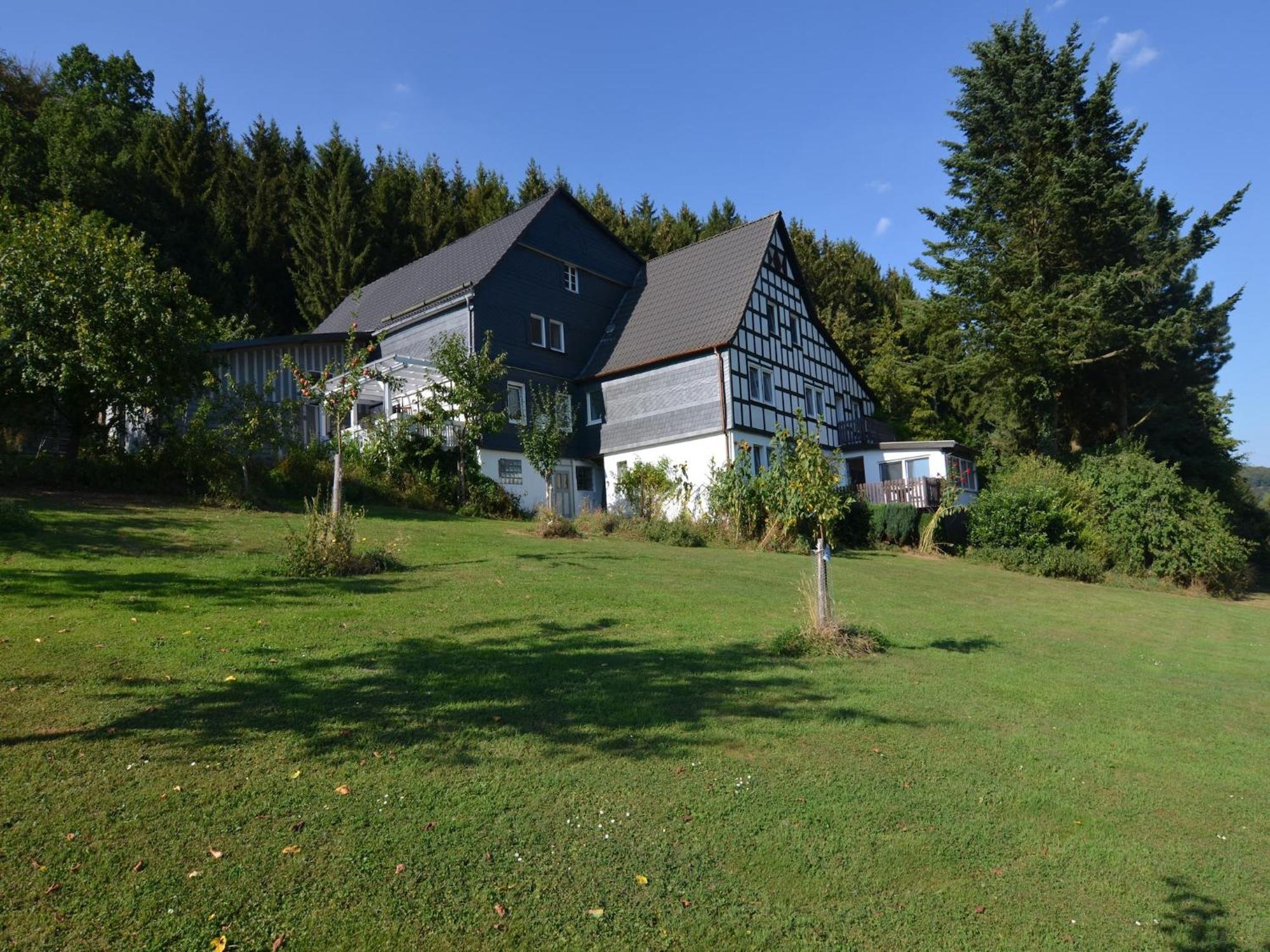 Cosy Apartment In Menkhausen Near The Ski Area Schmallenberg Eksteriør bilde